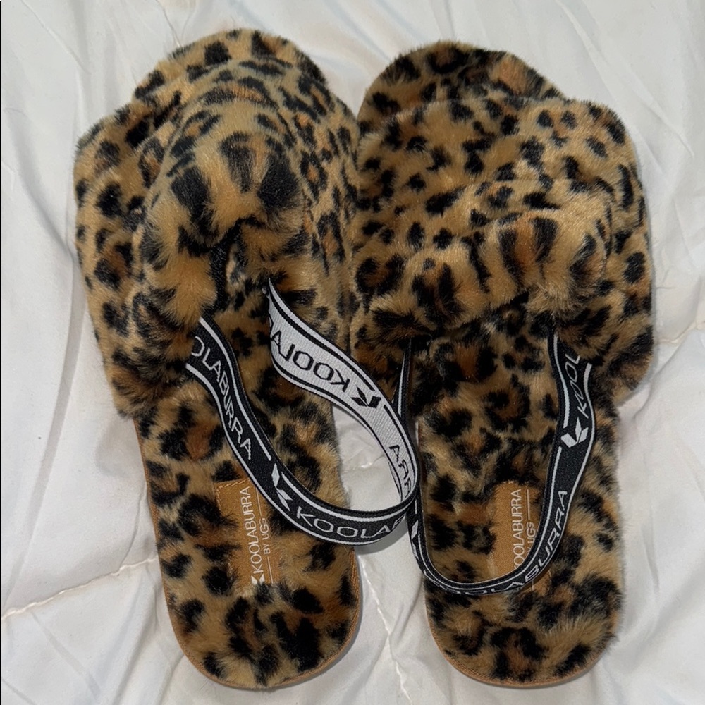 Koolaburra Leopard Print Faux Fur Slide Sandals with Branded Black Elastic